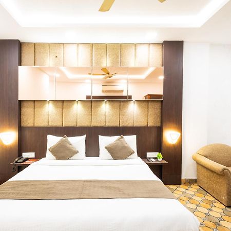 Hotel Panickers Residency - Ajmal Khan Market Near Karol Bagh Metro Delhi  Bagian luar foto
