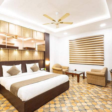 Hotel Panickers Residency - Ajmal Khan Market Near Karol Bagh Metro Delhi  Bagian luar foto