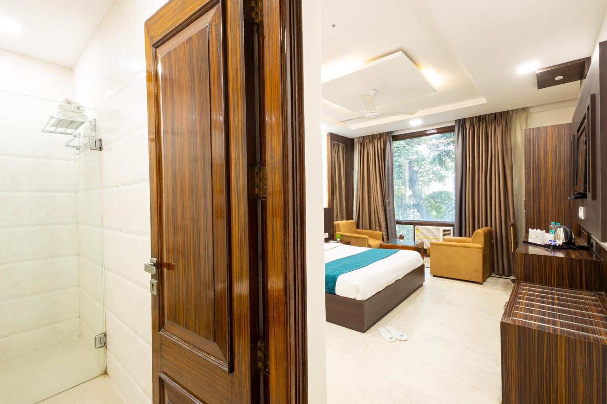 Hotel Panickers Residency - Ajmal Khan Market Near Karol Bagh Metro Delhi  Bagian luar foto