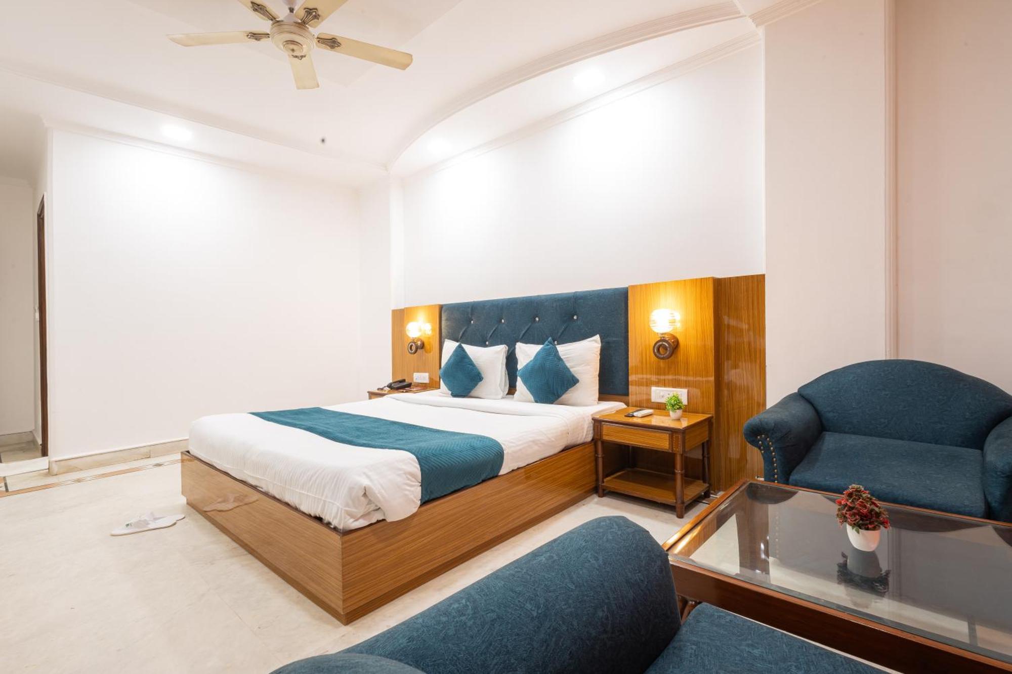 Hotel Panickers Residency - Ajmal Khan Market Near Karol Bagh Metro Delhi  Bagian luar foto