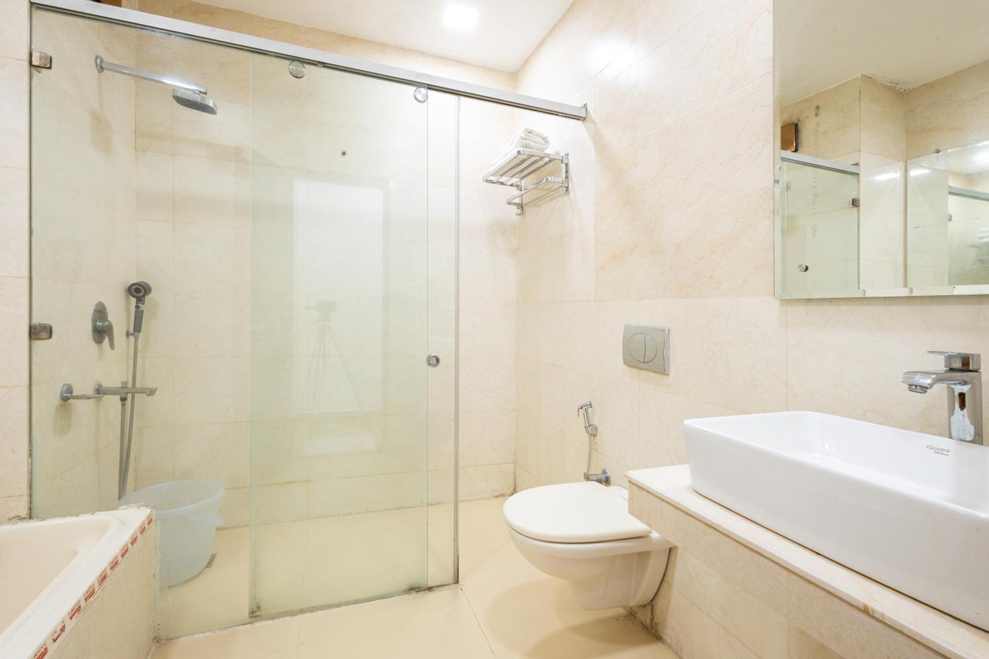 Hotel Panickers Residency - Ajmal Khan Market Near Karol Bagh Metro Delhi  Bagian luar foto