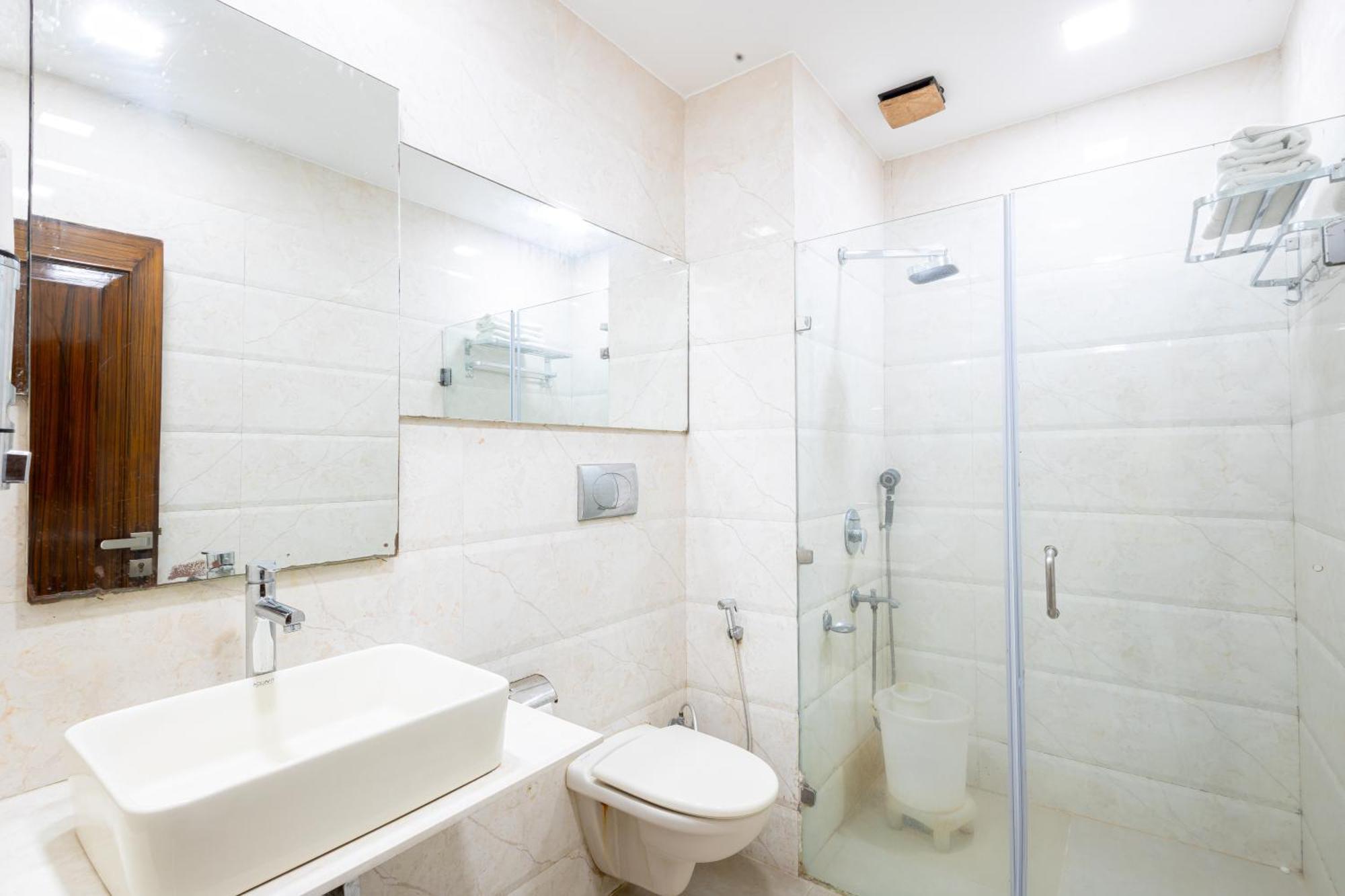 Hotel Panickers Residency - Ajmal Khan Market Near Karol Bagh Metro Delhi  Bagian luar foto