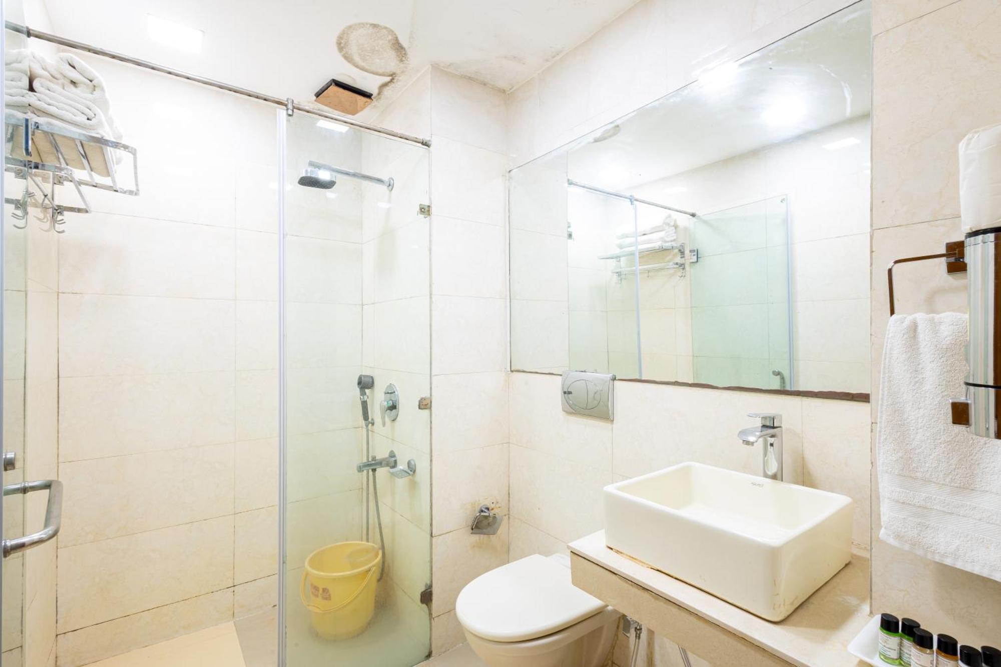 Hotel Panickers Residency - Ajmal Khan Market Near Karol Bagh Metro Delhi  Bagian luar foto