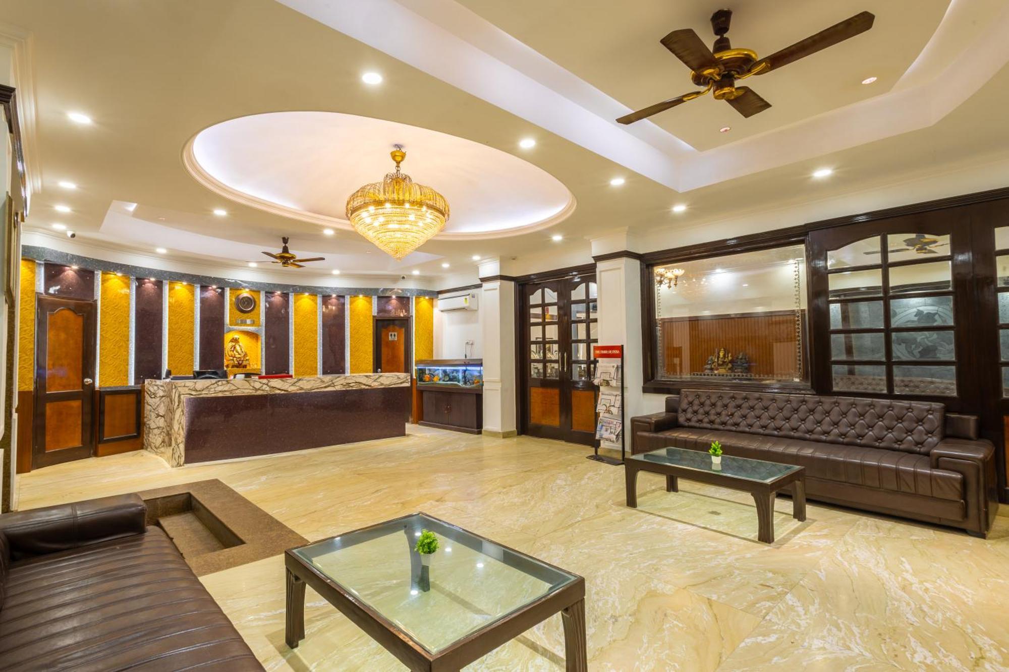 Hotel Panickers Residency - Ajmal Khan Market Near Karol Bagh Metro Delhi  Bagian luar foto