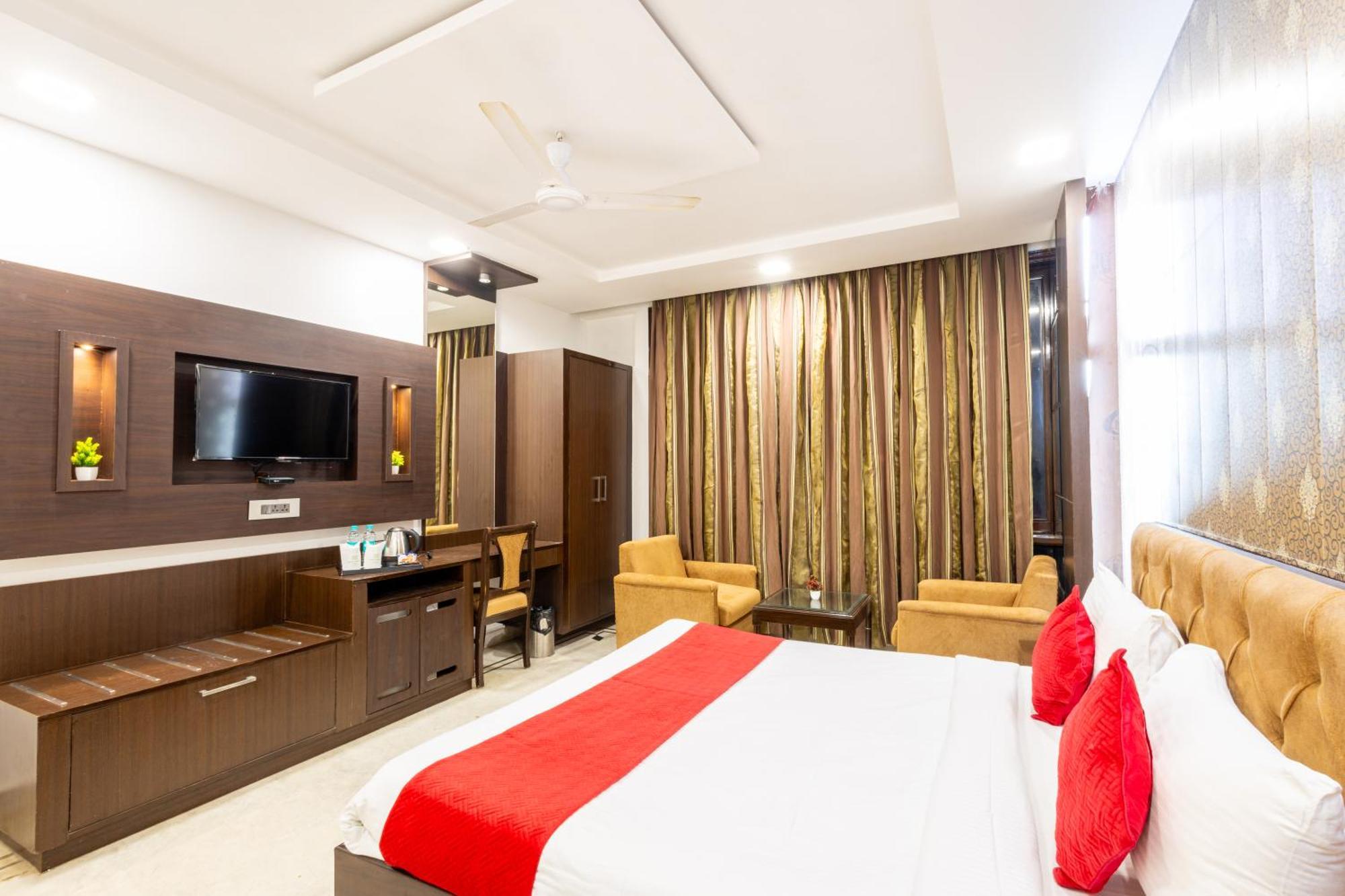 Hotel Panickers Residency - Ajmal Khan Market Near Karol Bagh Metro Delhi  Bagian luar foto