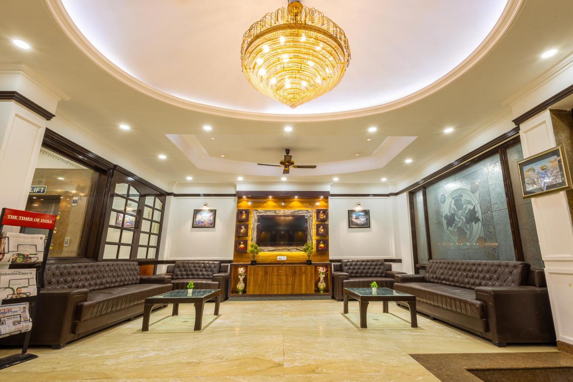 Hotel Panickers Residency - Ajmal Khan Market Near Karol Bagh Metro Delhi  Bagian luar foto